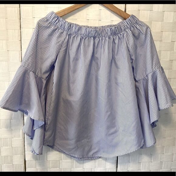 Kontrol Contemporary Striped Off the shoulder Top Small NWT - Picture 2 of 8